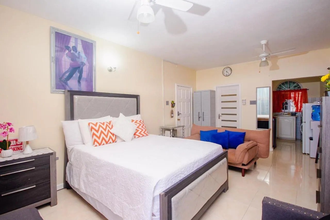 Aparthotel Columbus Heights Ocho Rios Ocean View Sleeps1-2 Person 0*,  Jamajka