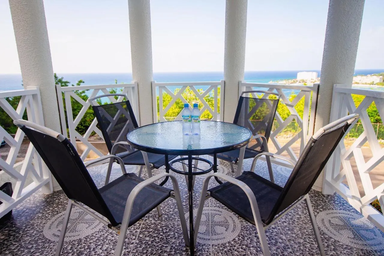 Aparthotel Columbus Heights Ocho Rios Ocean View Sleeps1-2 Person